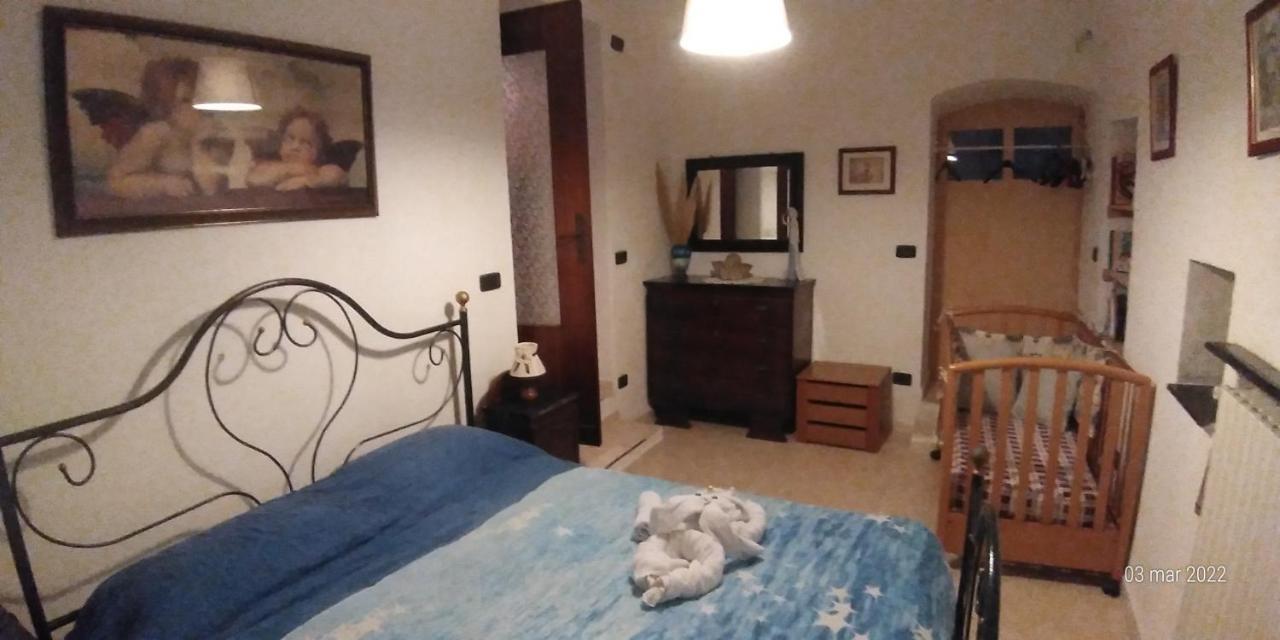 Apartamento U' Caruggiu De Cisan Cisano sul Neva Exterior foto
